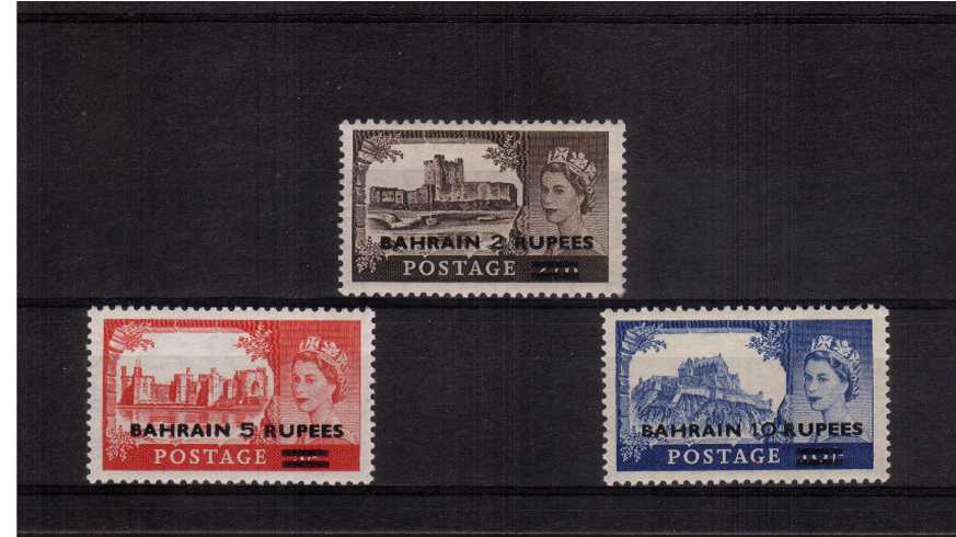 Castles - Type II<br/>Set of three superb unmounted mint.<br/>
SG Cat 65.00+
<br/><b>BBJ</b>