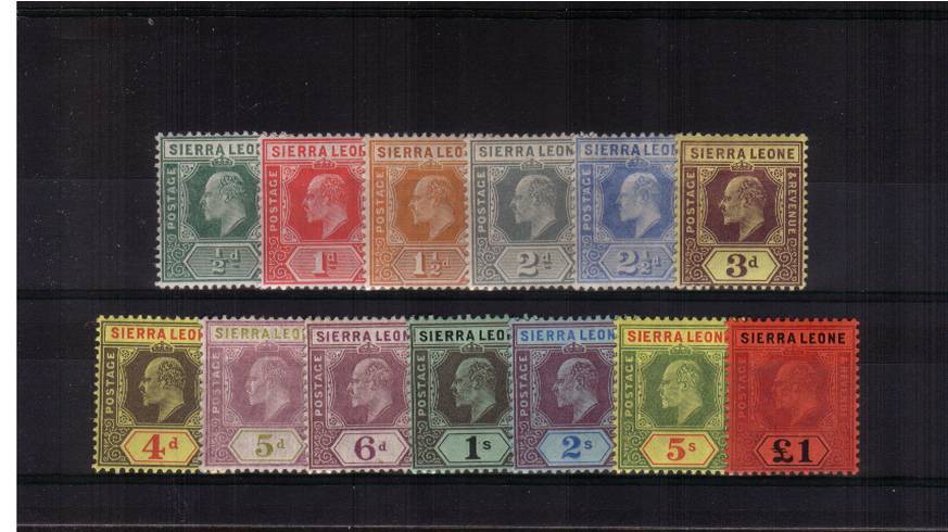 A fine lightly mounted mint set of thirteen. SG Cat 425
<br/><b>QVQ</b>