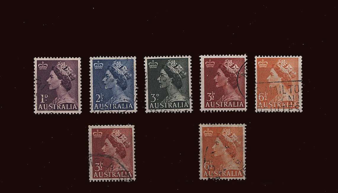 A good used set of seven.<br/>
SG Cat £3.50