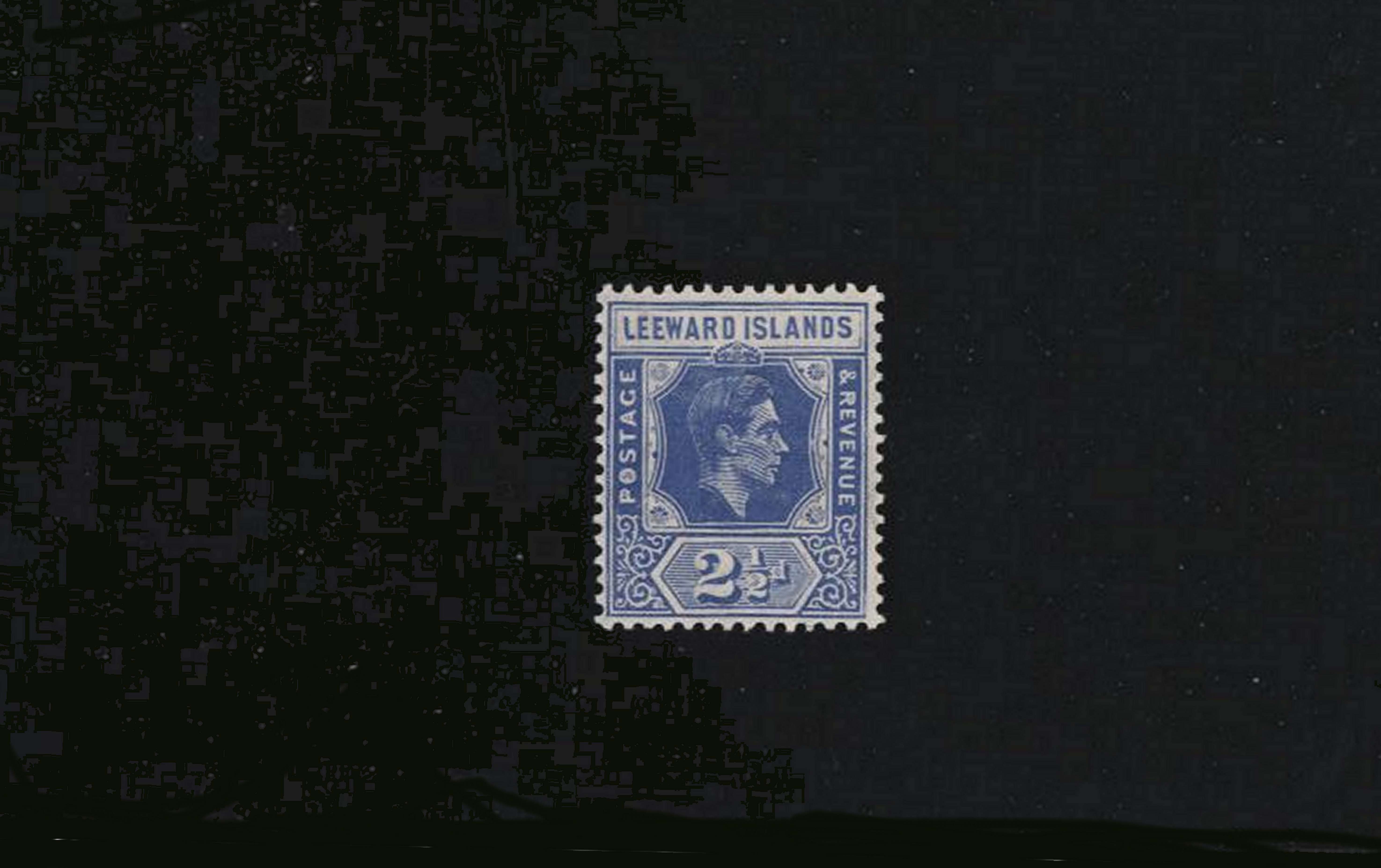 2½d Light Bright Blue<br/>
A superb lightly mounted mint stamp<br/>clearly showing a defective and slightly twisted ''L'' of ''LEEWARD''. Appears to be unrecorded! 
