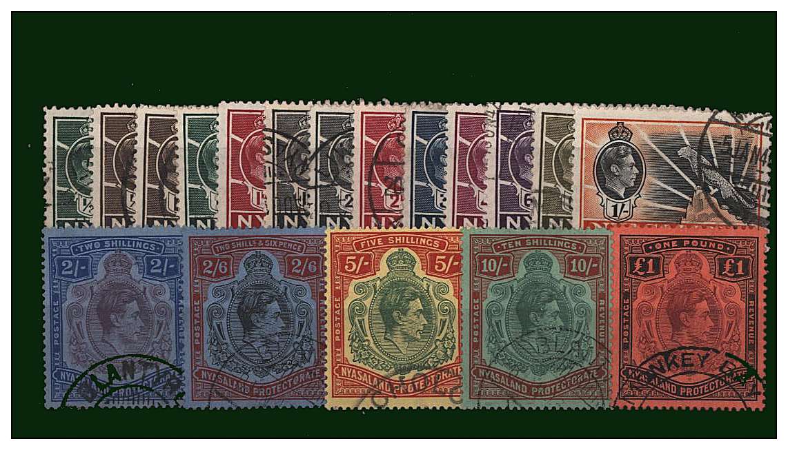 A fine used set of eighteen.
<br/><b>QQF</b>